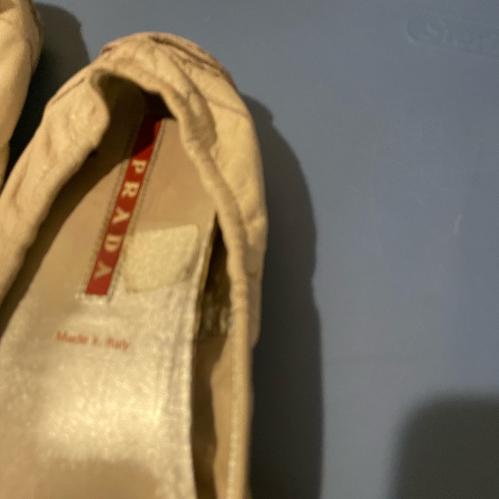 Super soft  leather Prada SZ 38 cream color - Picture 8 of 15